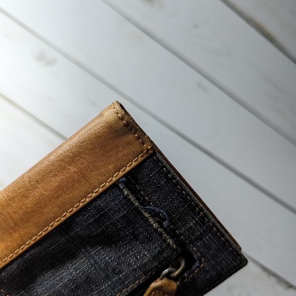 Guess Wallet Two-tone Denim and Tan Leather - Picture 3 of 6